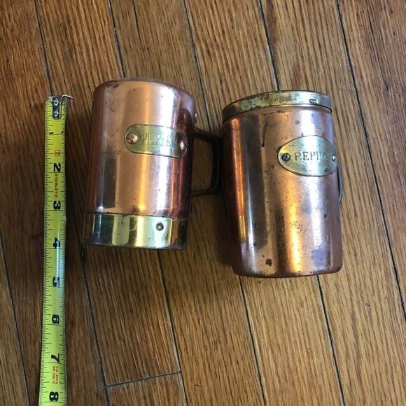 Vintage Cooper Set of 3 Pepper Shake Frying Pan - Picture 4 of 8